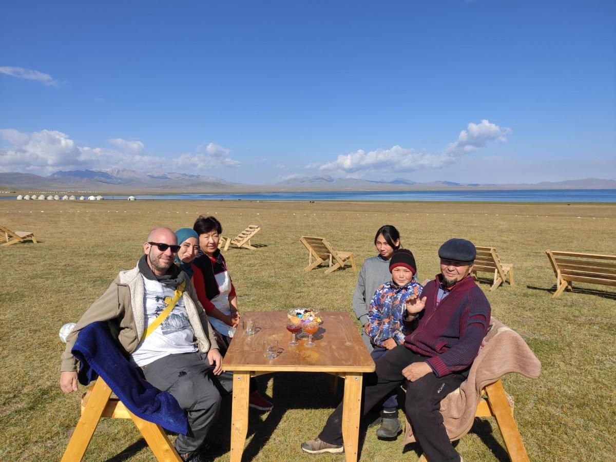 Yurt Camp Ali-Nur At Lake Song-Kol Юрточный Лагерь Али-Нур Озеро Сон-Куль Сон-Куль Кыргызстан Нарын Kyrgyzstan Naryn Eksteriør billede