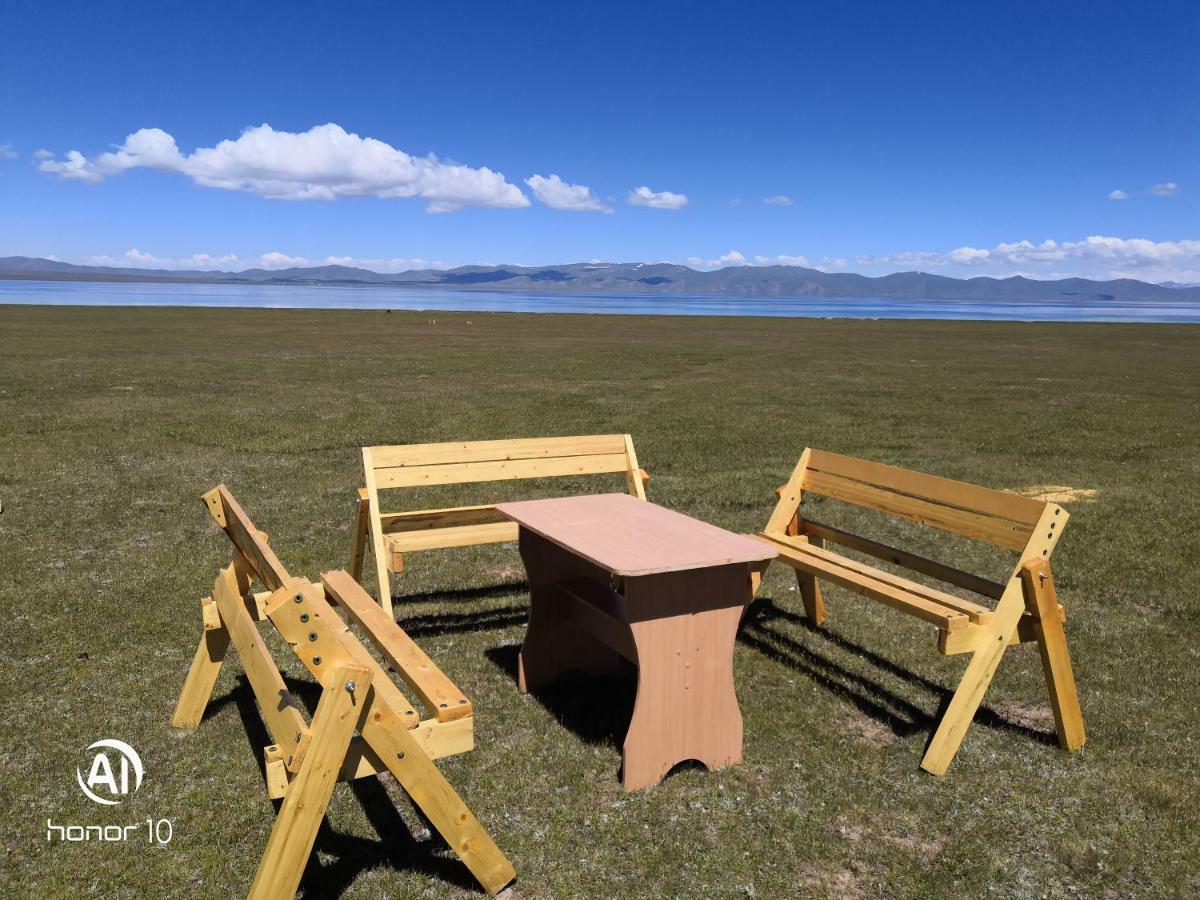 Yurt Camp Ali-Nur At Lake Song-Kol Юрточный Лагерь Али-Нур Озеро Сон-Куль Сон-Куль Кыргызстан Нарын Kyrgyzstan Naryn Eksteriør billede