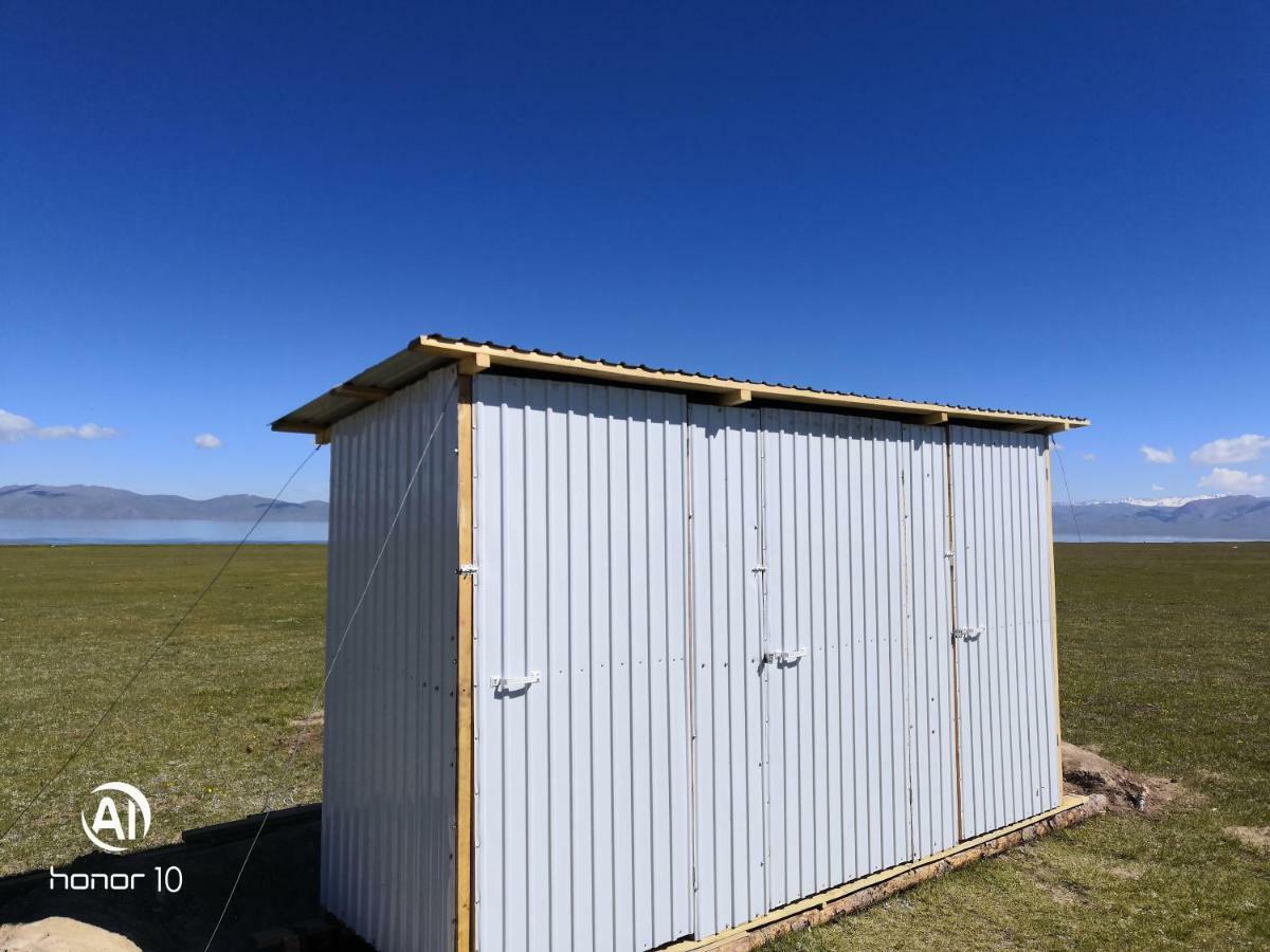 Yurt Camp Ali-Nur At Lake Song-Kol Юрточный Лагерь Али-Нур Озеро Сон-Куль Сон-Куль Кыргызстан Нарын Kyrgyzstan Naryn Eksteriør billede